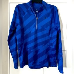 Nike women’s Large 1/4 zip dri fit long sleeve